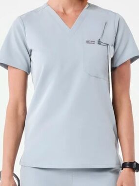 Figs Dusty Blue Caterina One-Pocket Short Sleeve Scrub Top